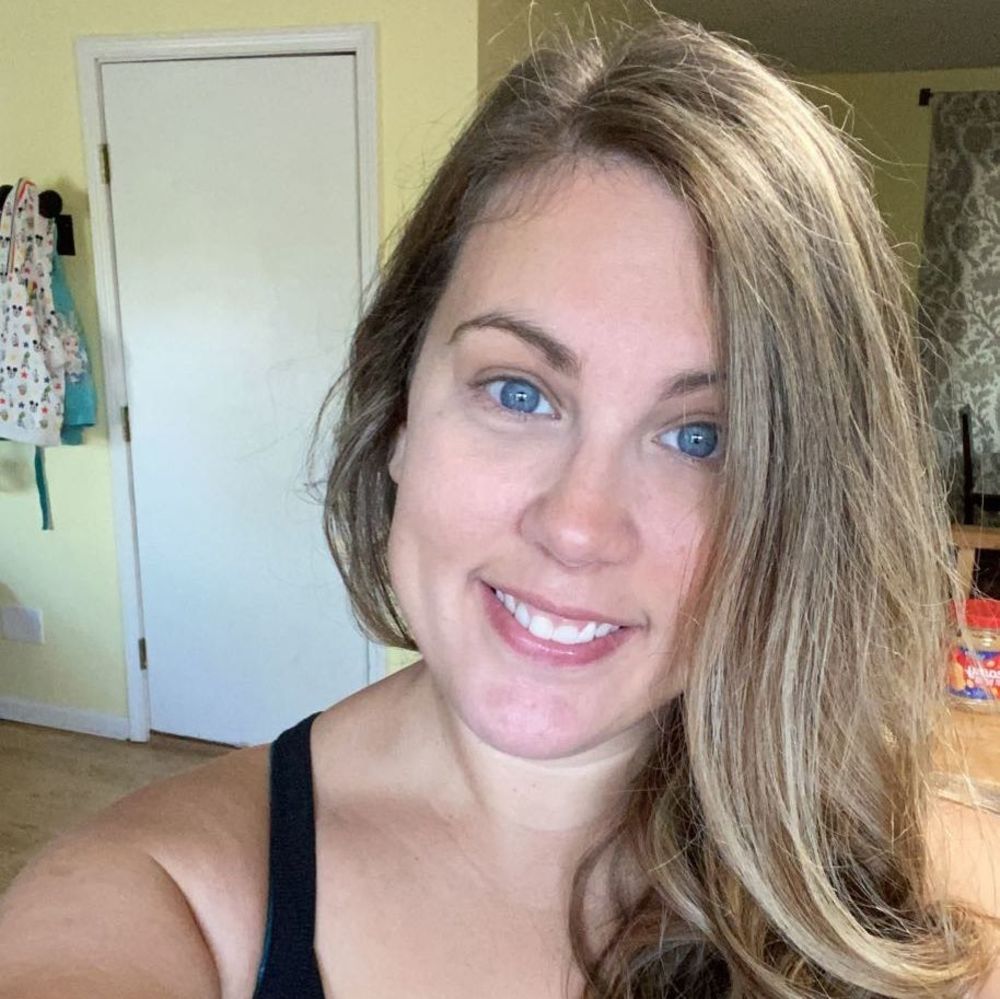 Meet your Posher, Nicole